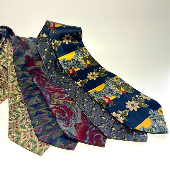 bill blass Other - Men’s BILL BLASS vintage ties. Various styles. Black label. Lot of 5